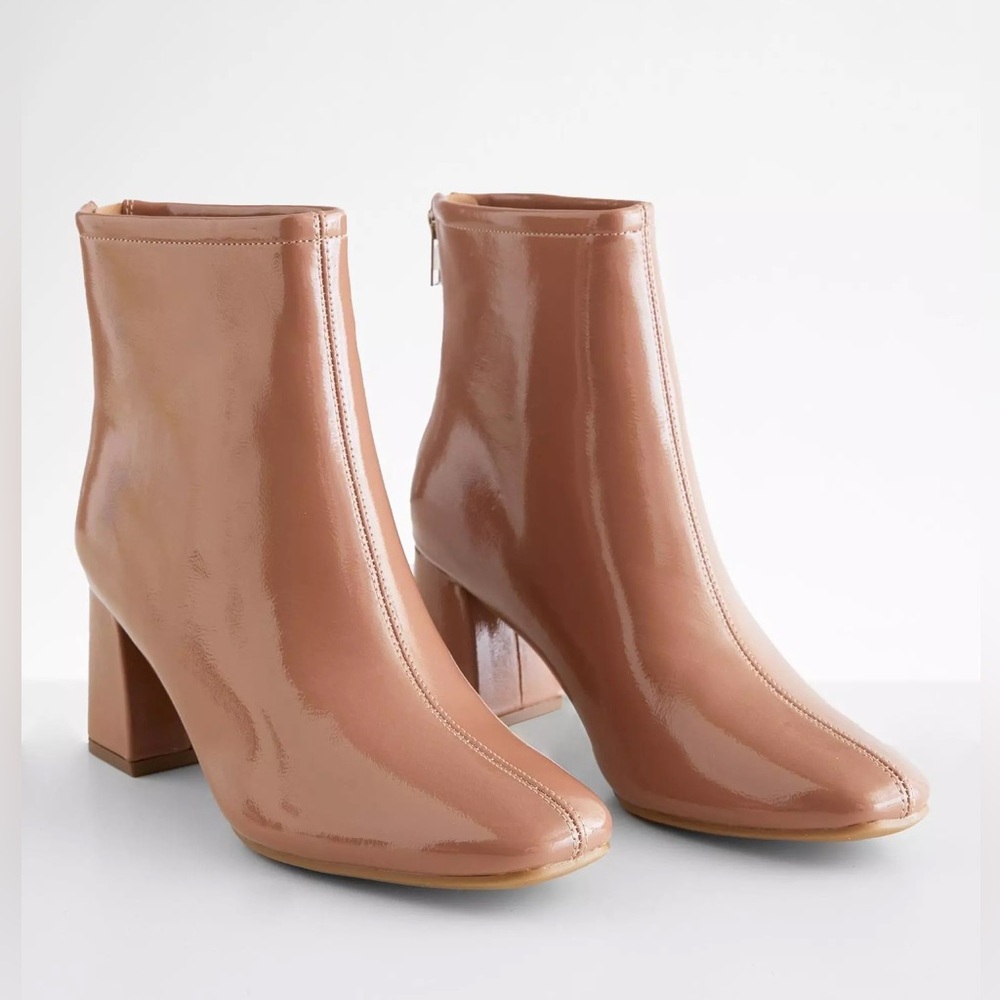 My Delicious Shoes, Camel/Nude, classy ankle booties.